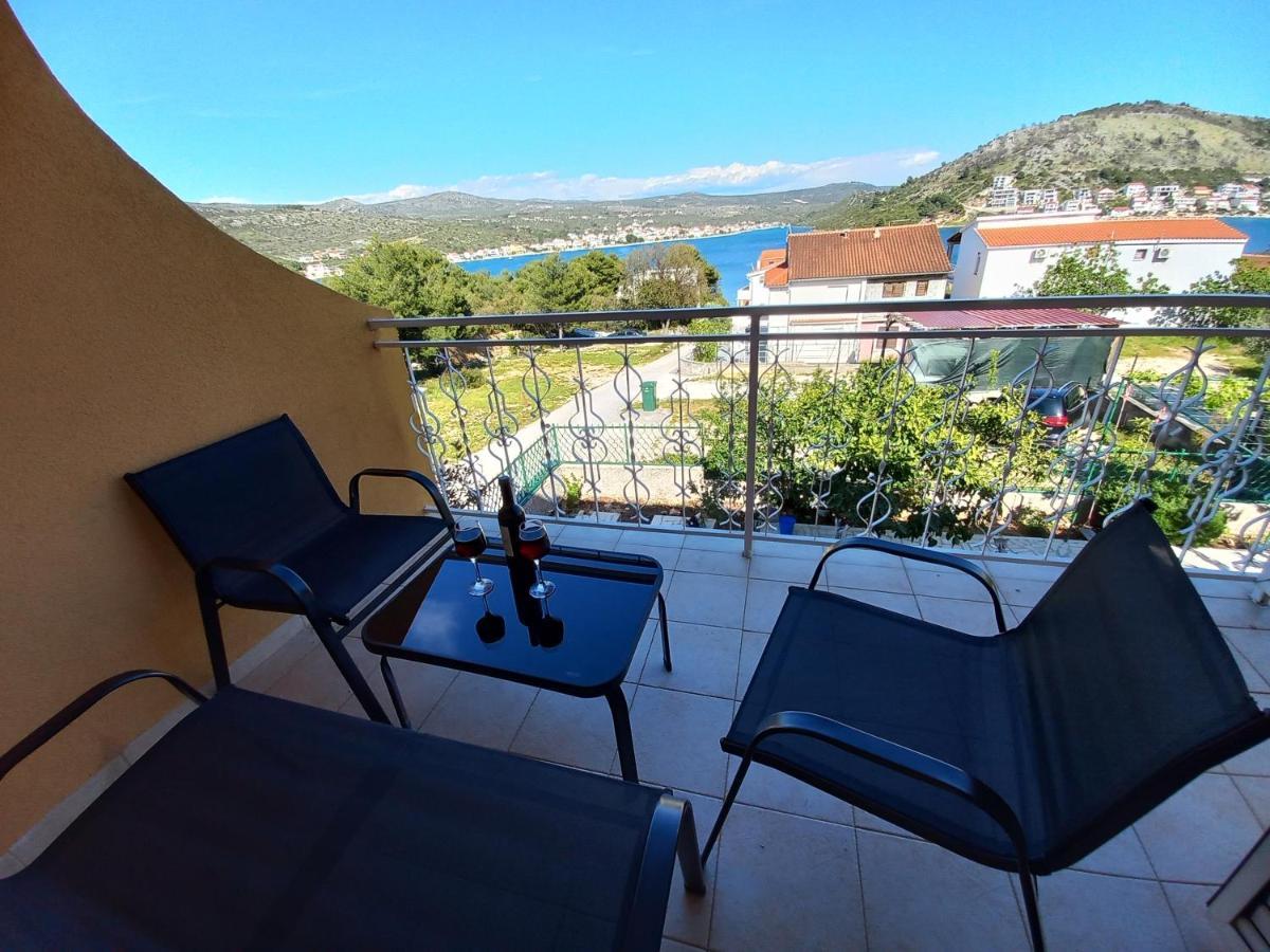 Apartment Toni Rogoznica (Sibenik-Knin)