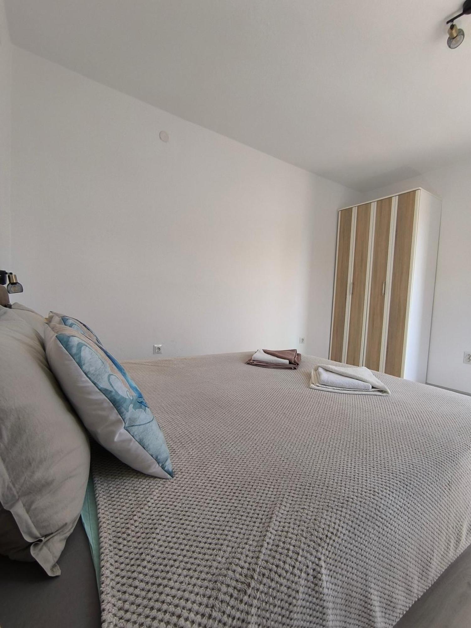 Toni Apartment